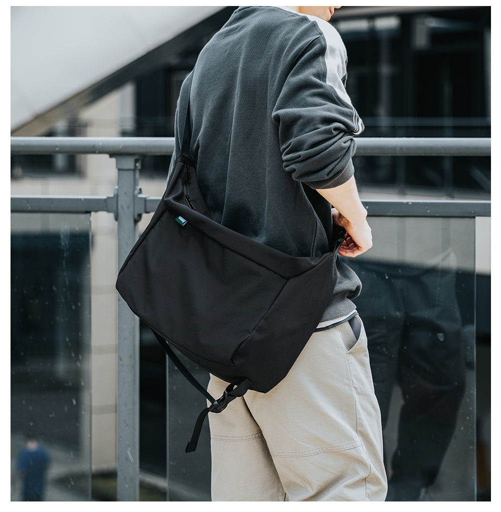 Bolsa Transversal Masculina Impermeável